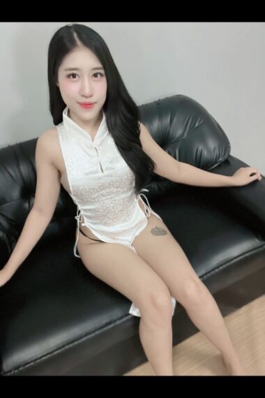 Escort Gallery Image