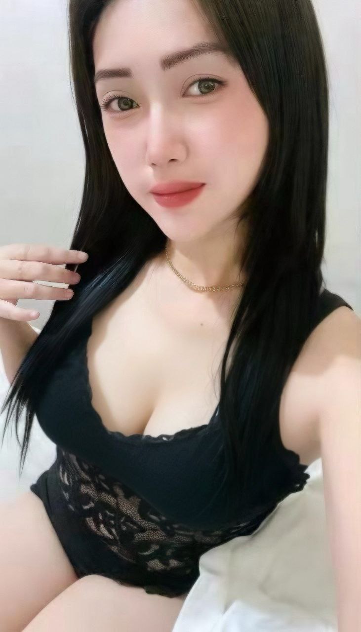 Escort Gallery Image
