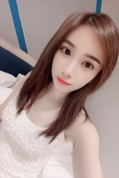 Escort Gallery Image
