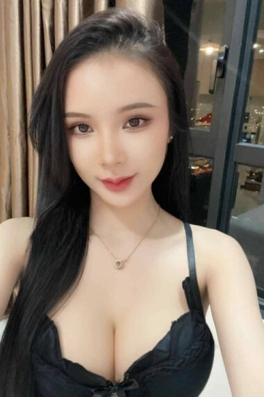 Escort Gallery Image