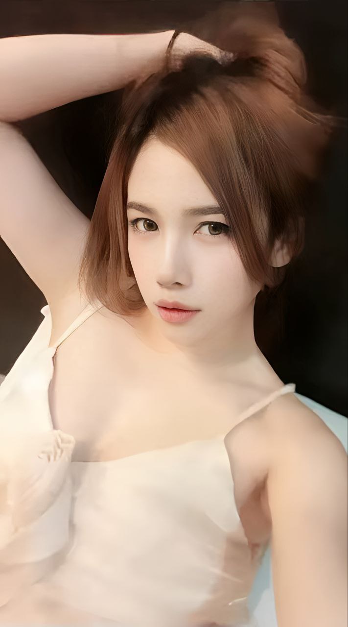 Escort Gallery Image