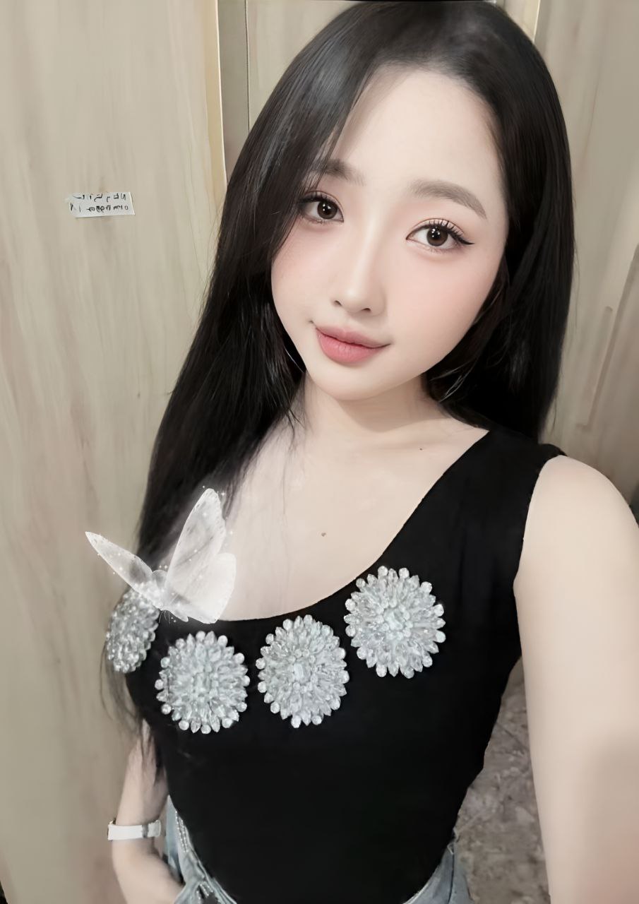 Escort Gallery Image