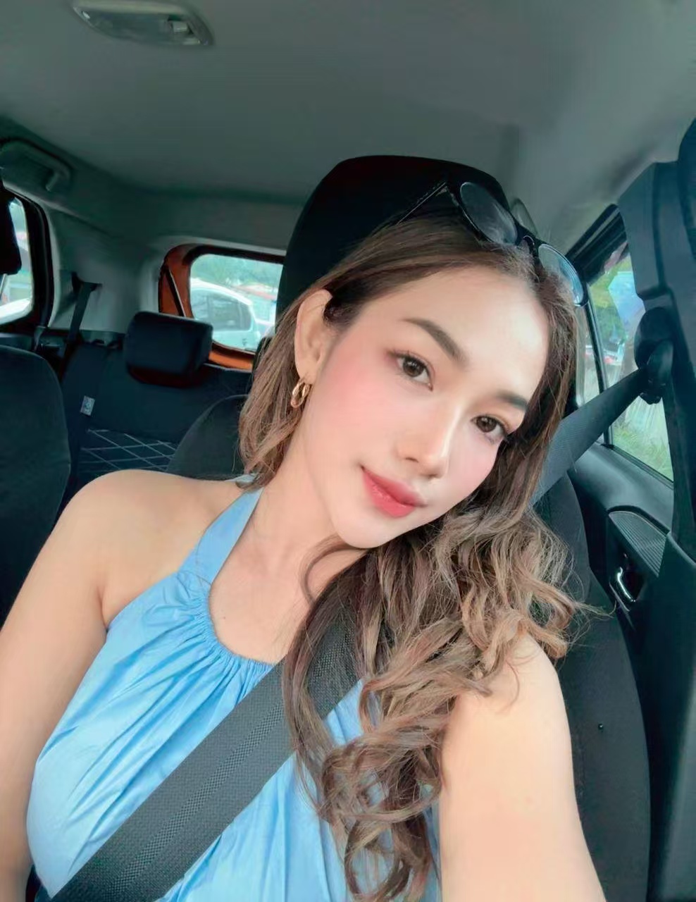 Escort Gallery Image