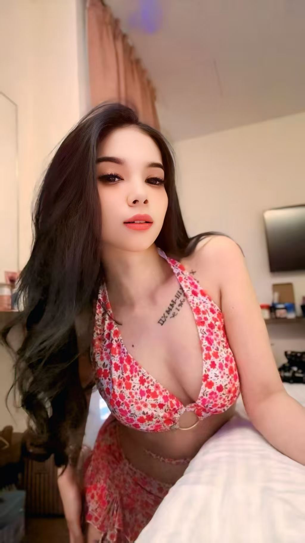 Escort Gallery Image