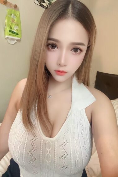 Escort Gallery Image