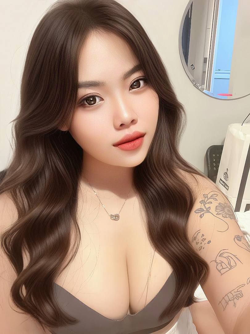 Escort Gallery Image