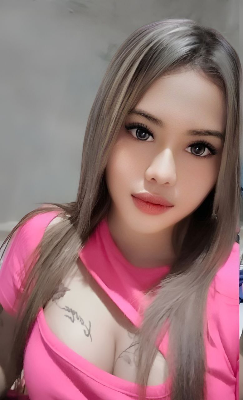 Escort Gallery Image