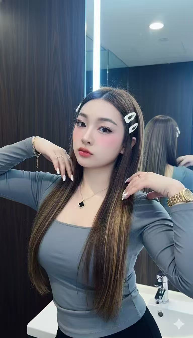 Escort Gallery Image