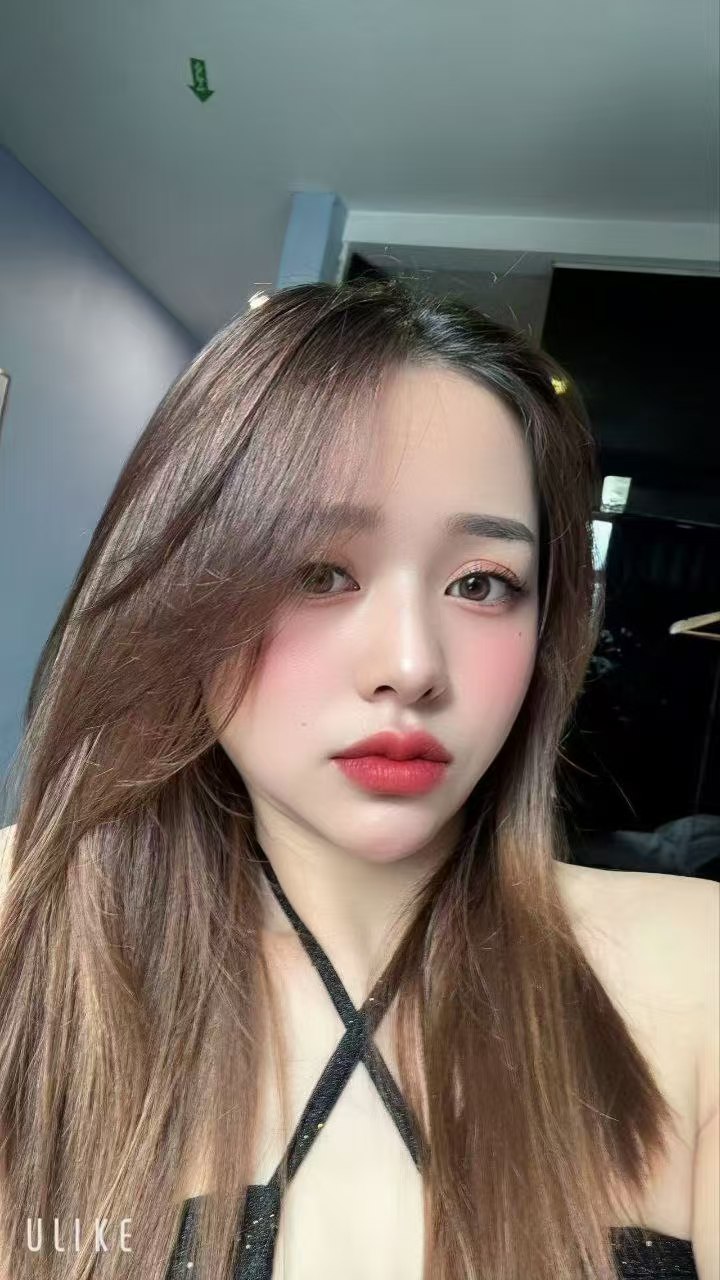 Escort Gallery Image