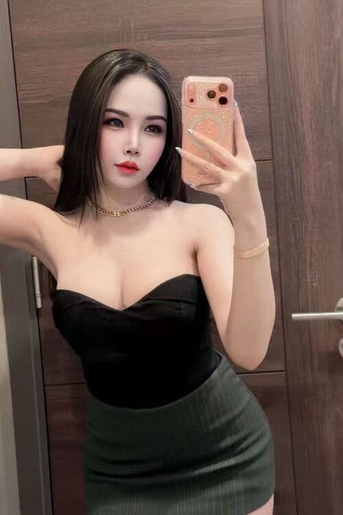 Escort Gallery Image