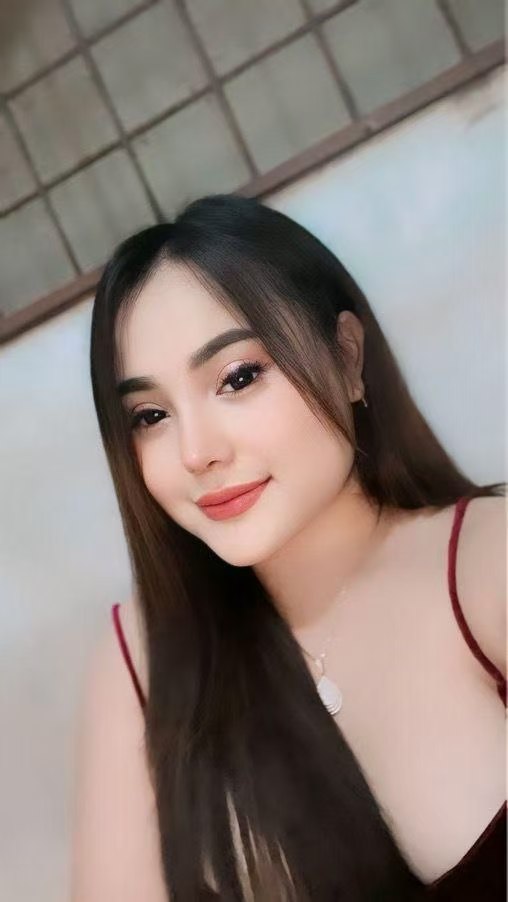 Escort Gallery Image