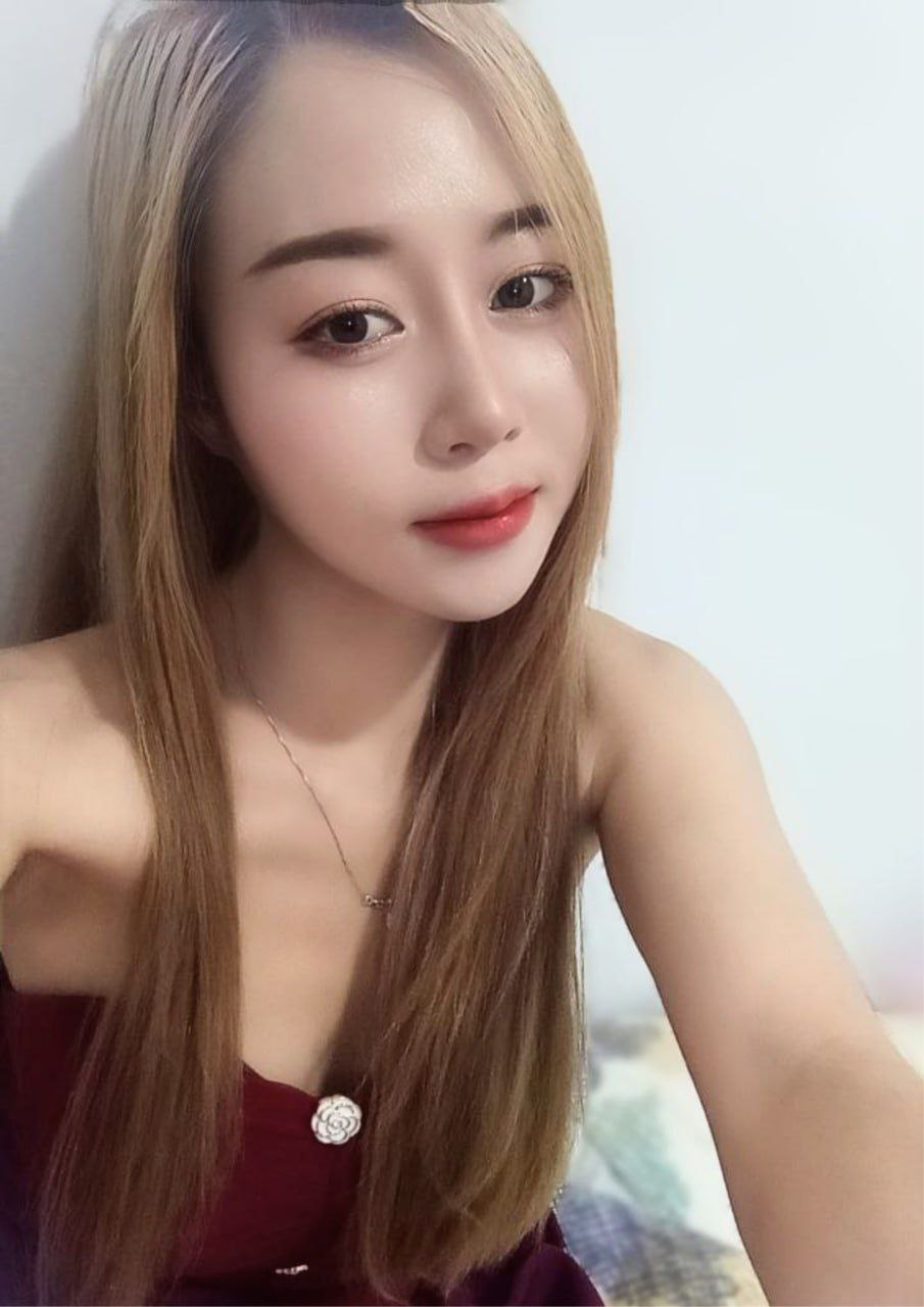 Escort Gallery Image