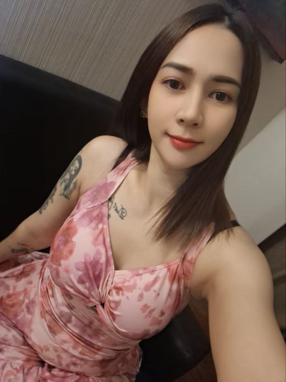 Escort Gallery Image