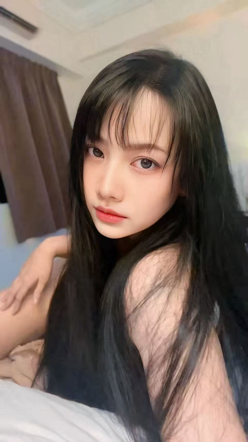 Escort Gallery Image