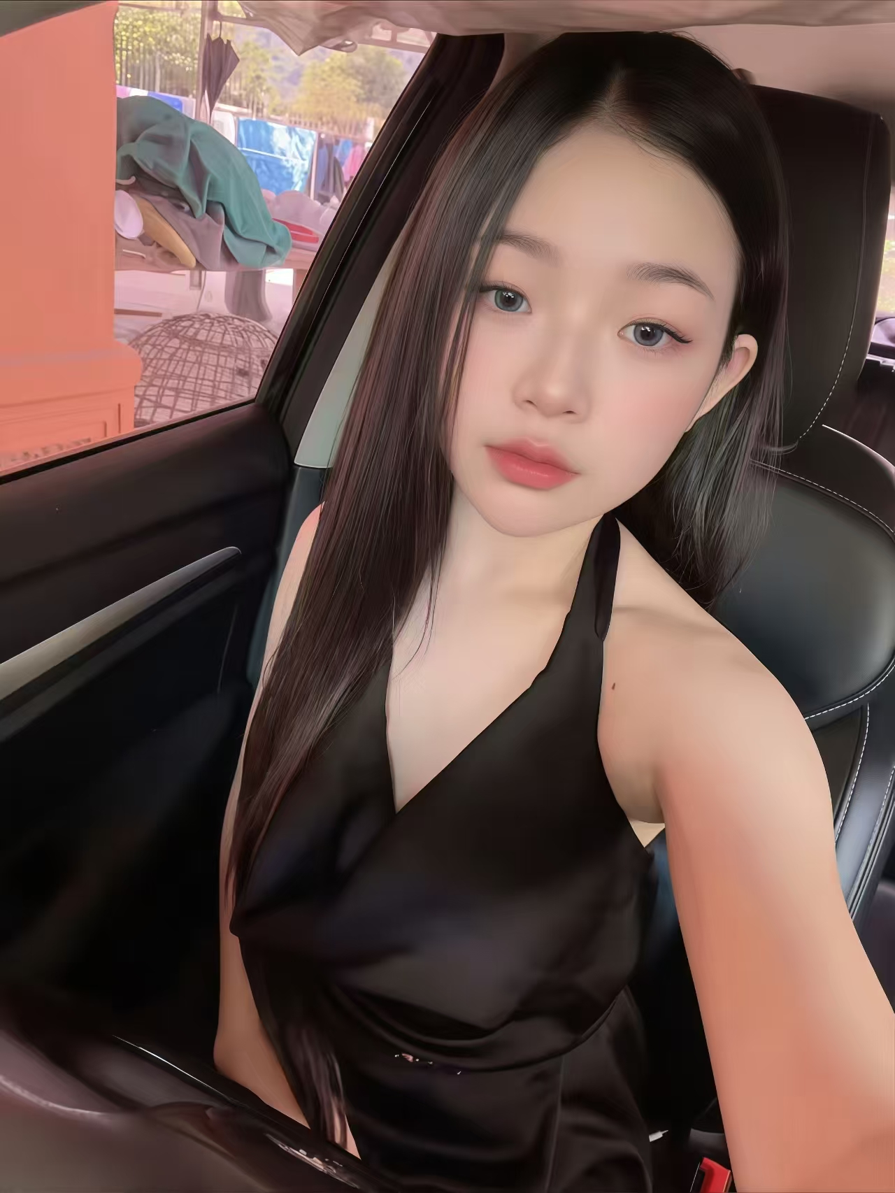 Escort Gallery Image