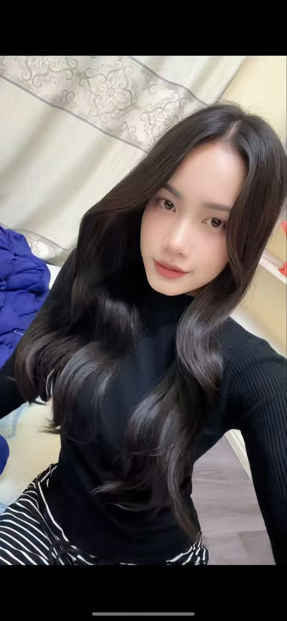 Escort Gallery Image