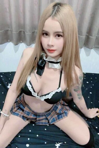 Escort Gallery Image