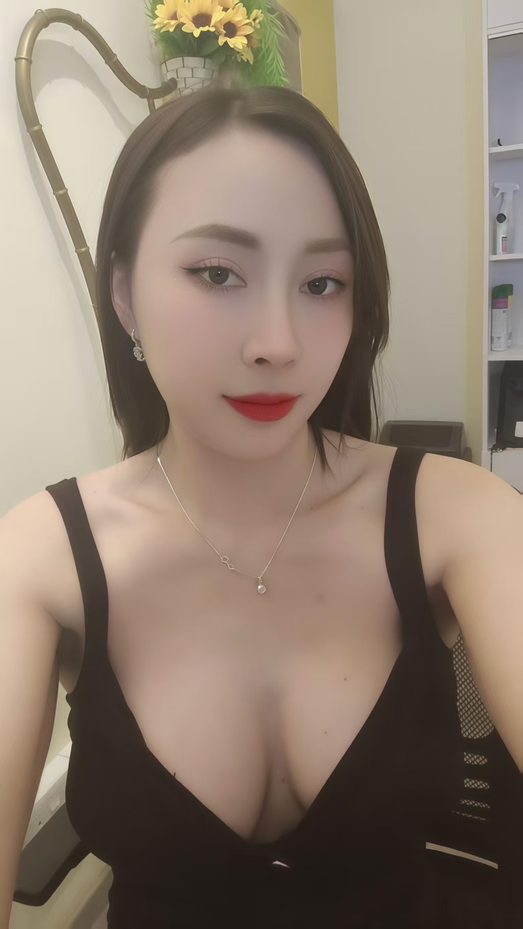 Escort Gallery Image