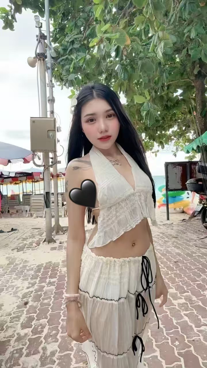 Escort Gallery Image