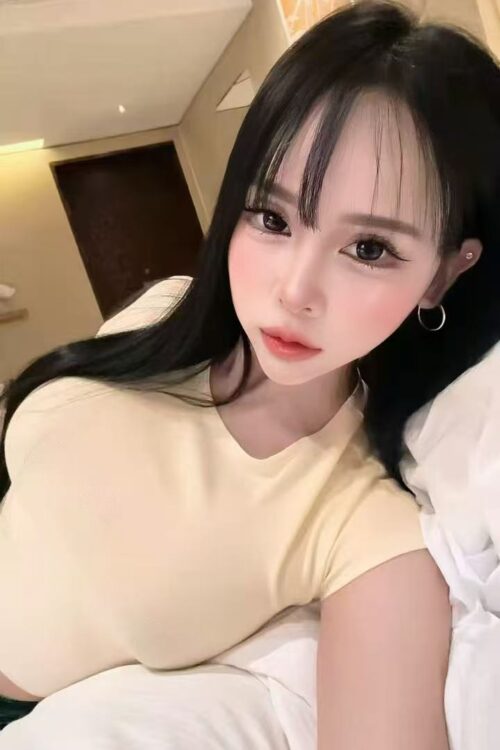 Escort Gallery Image