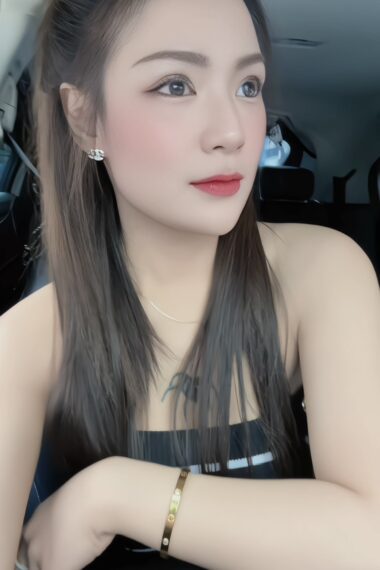 Escort Gallery Image