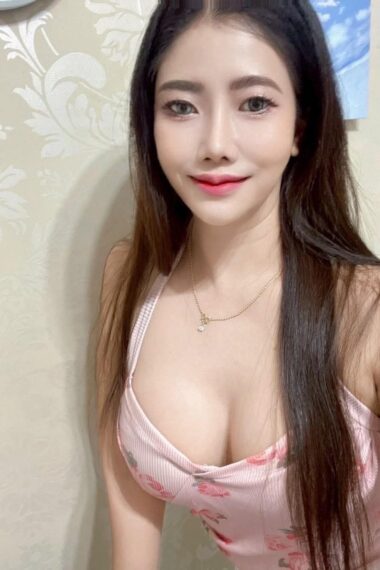 Escort Gallery Image