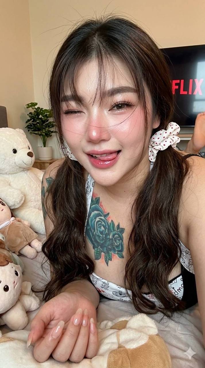 Escort Gallery Image