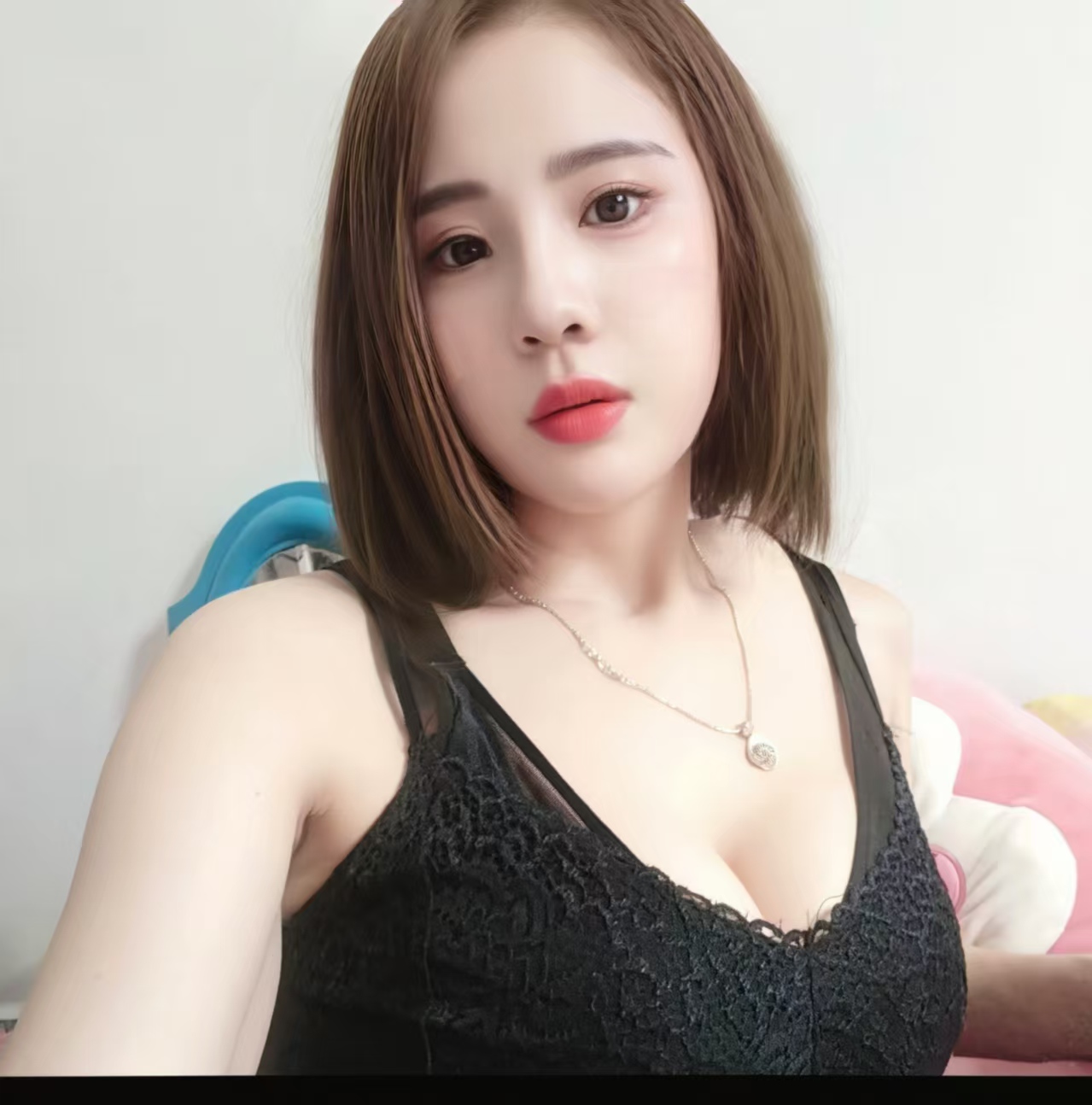 Escort Gallery Image