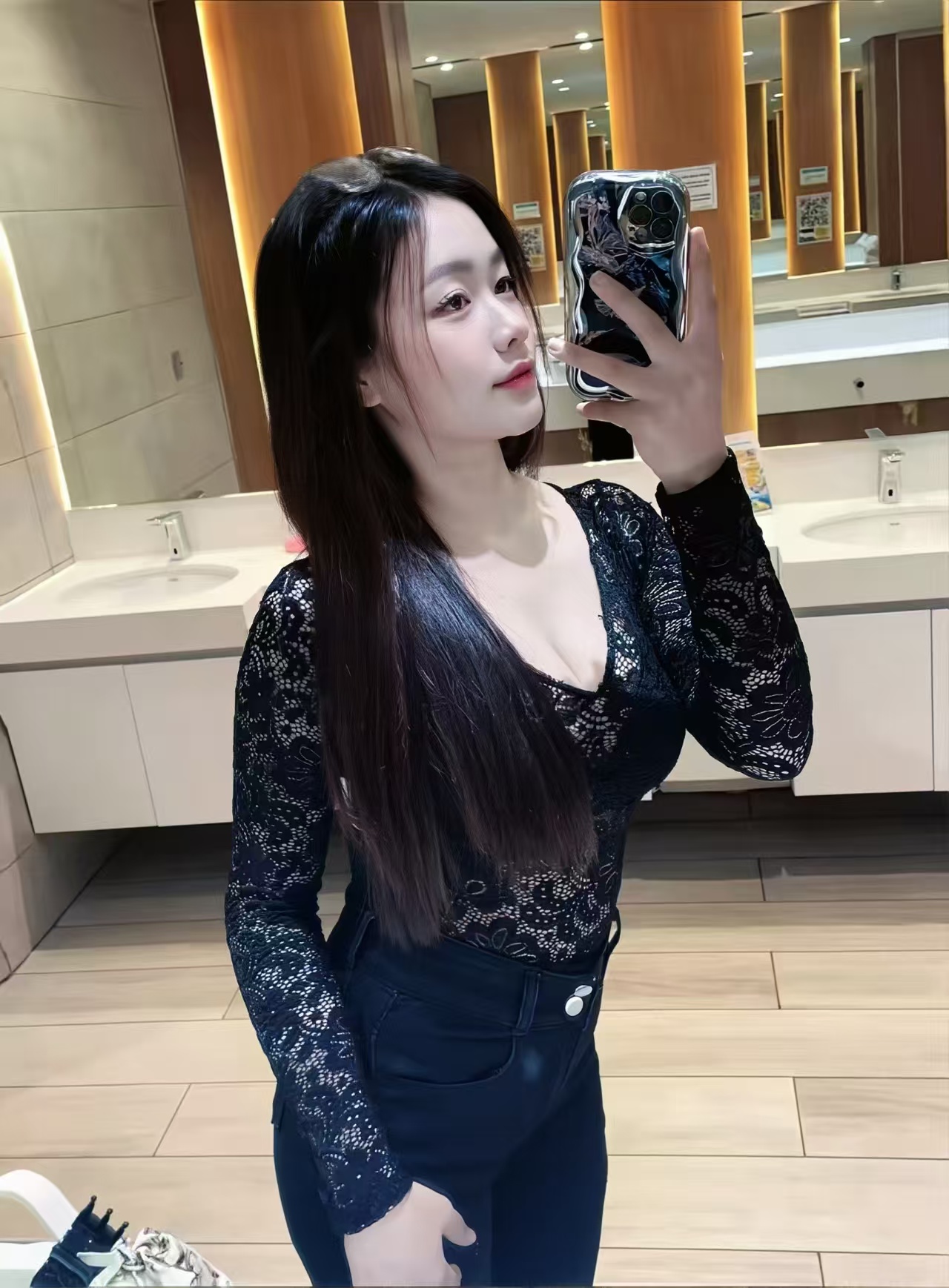 Escort Gallery Image