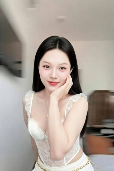 Escort Gallery Image