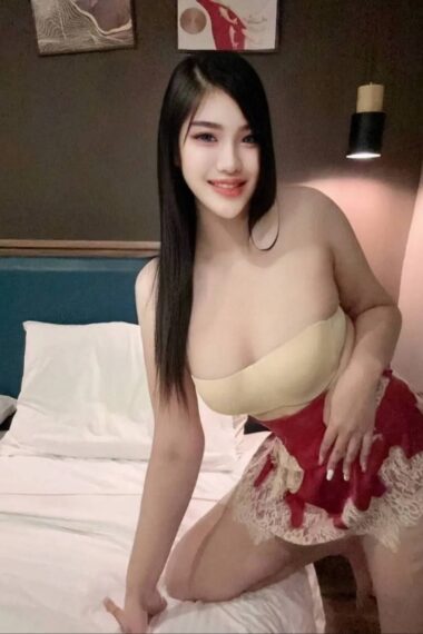 Escort Gallery Image