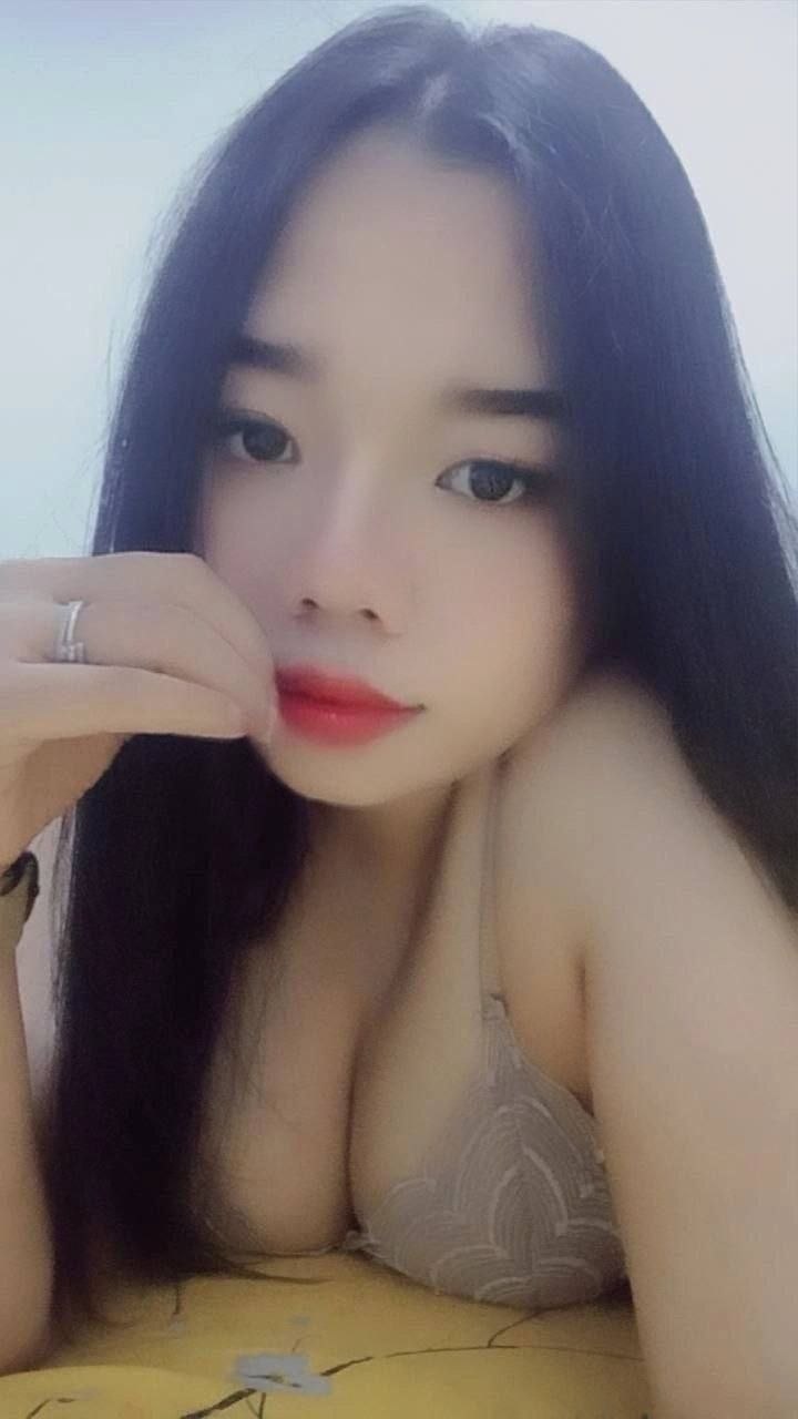 Escort Gallery Image