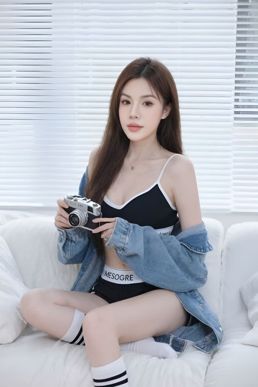 Escort Gallery Image