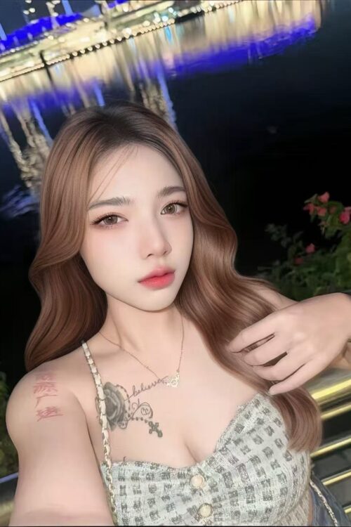 Escort Gallery Image