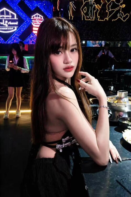 Escort Gallery Image
