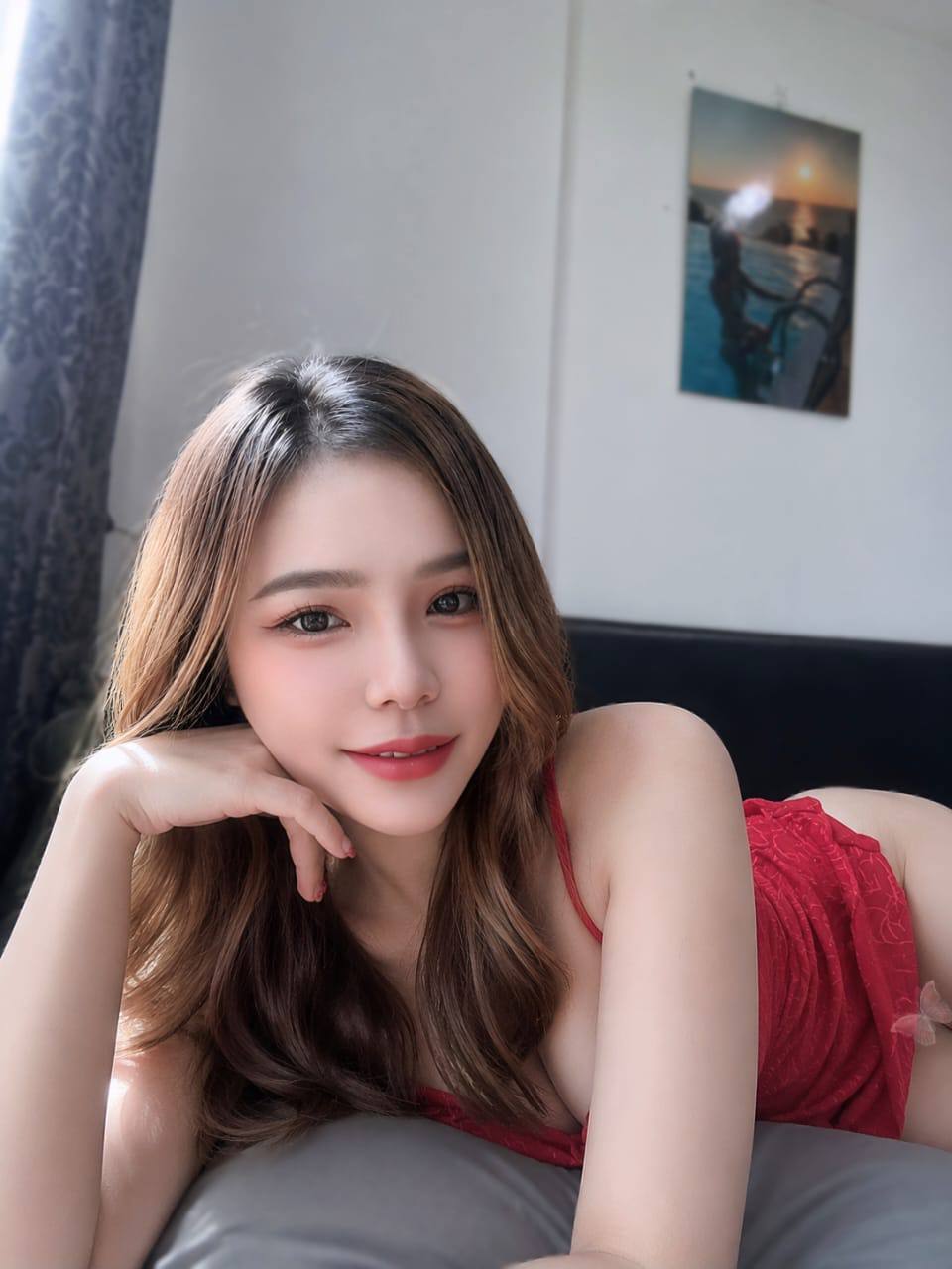 Escort Gallery Image