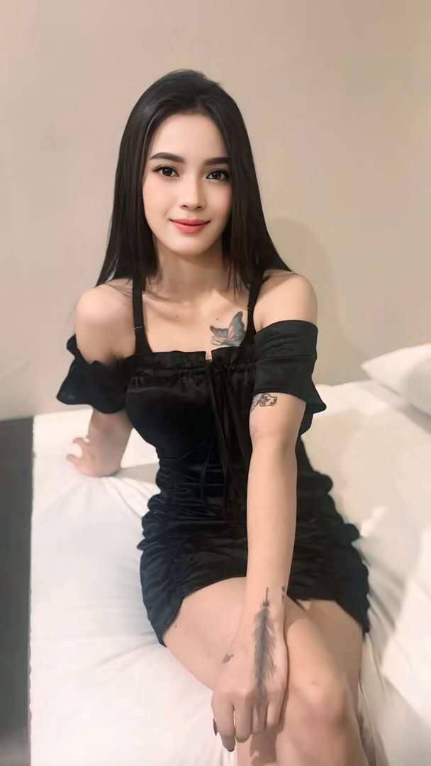 Escort Gallery Image
