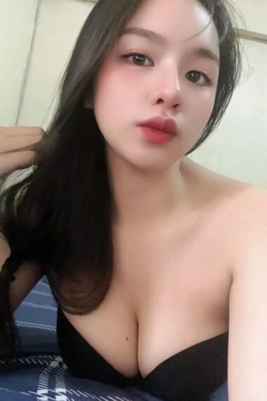 Escort Gallery Image