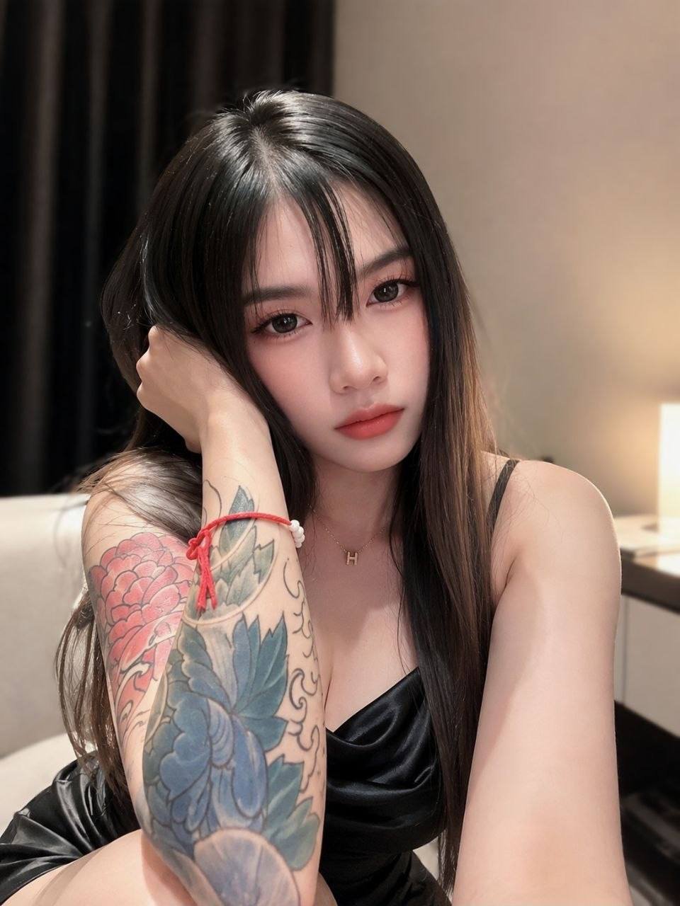 Escort Gallery Image