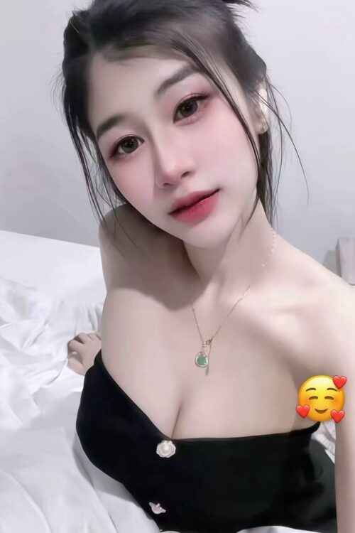 Escort Gallery Image