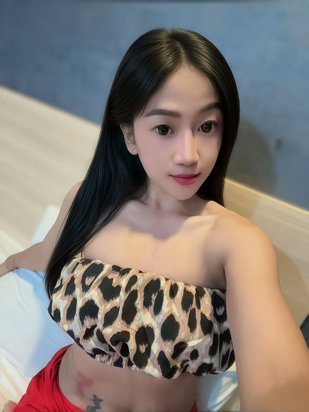 Escort Gallery Image