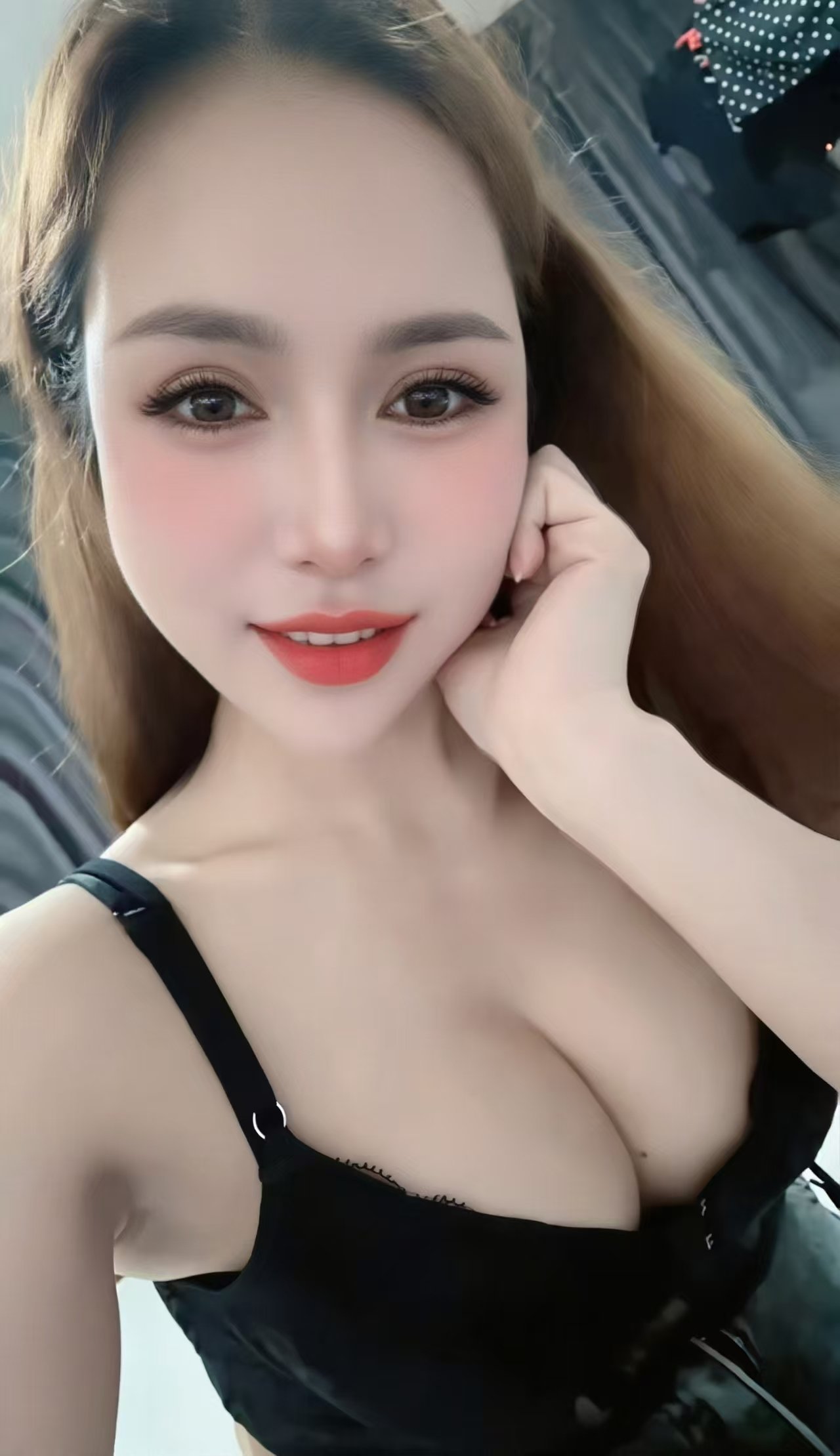 Escort Gallery Image