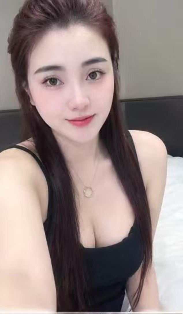 Escort Gallery Image