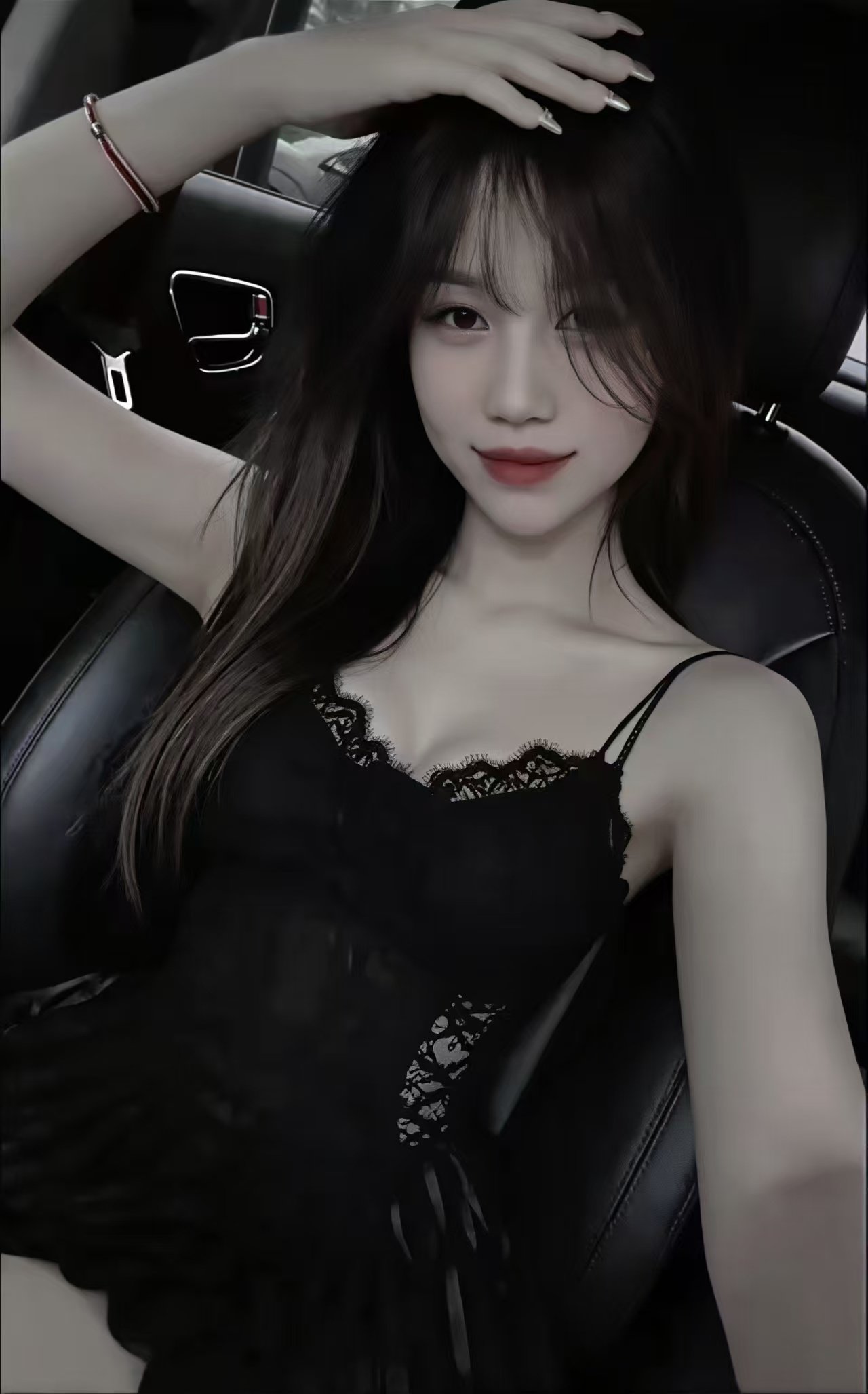 Escort Gallery Image