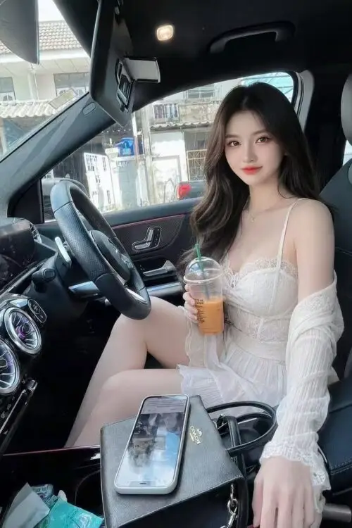 Escort Gallery Image