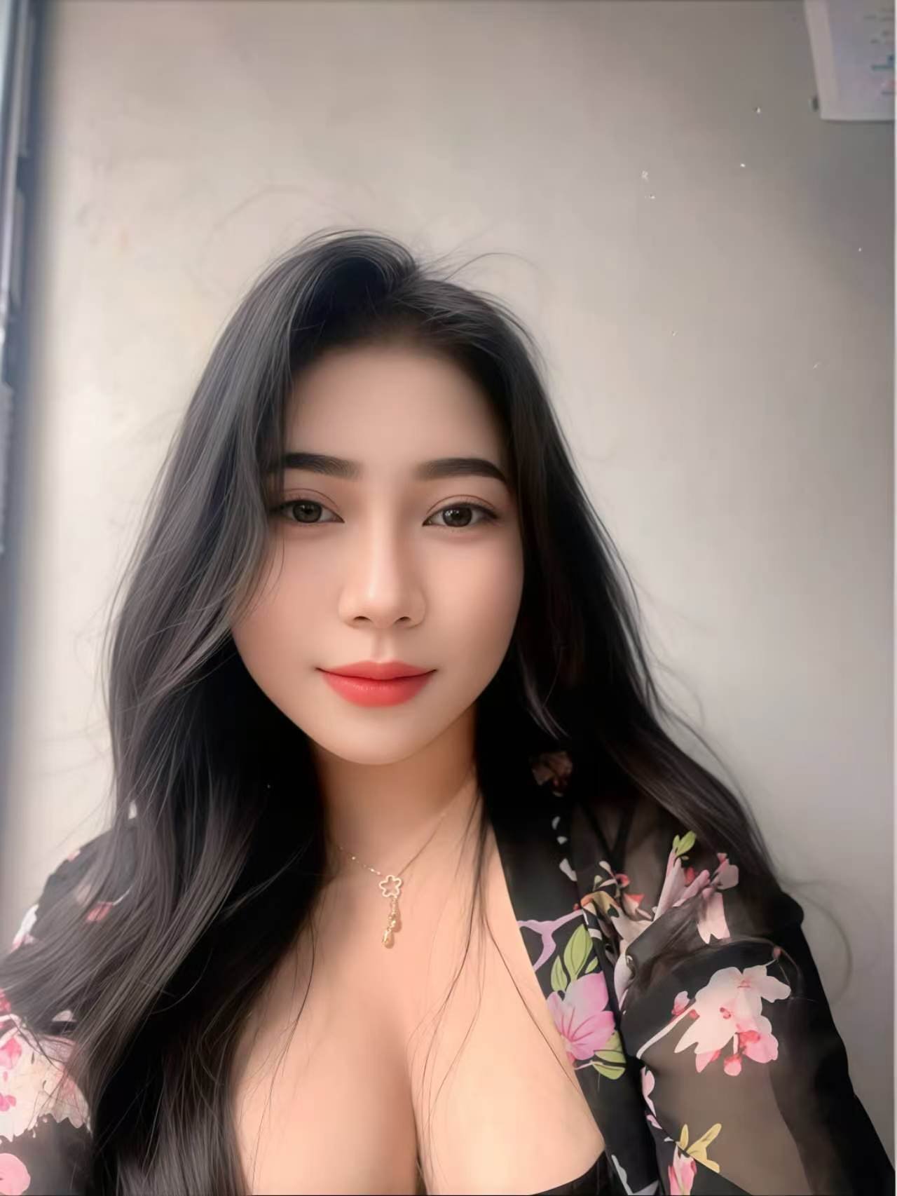 Escort Gallery Image