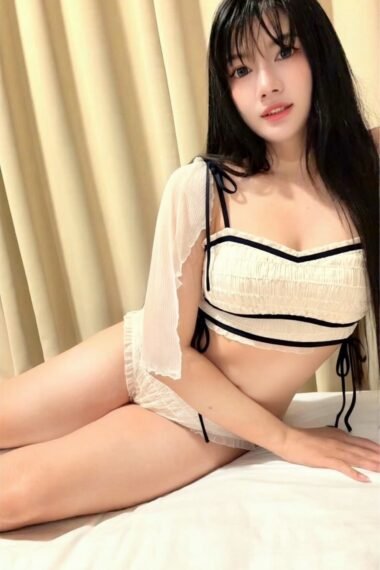Escort Gallery Image