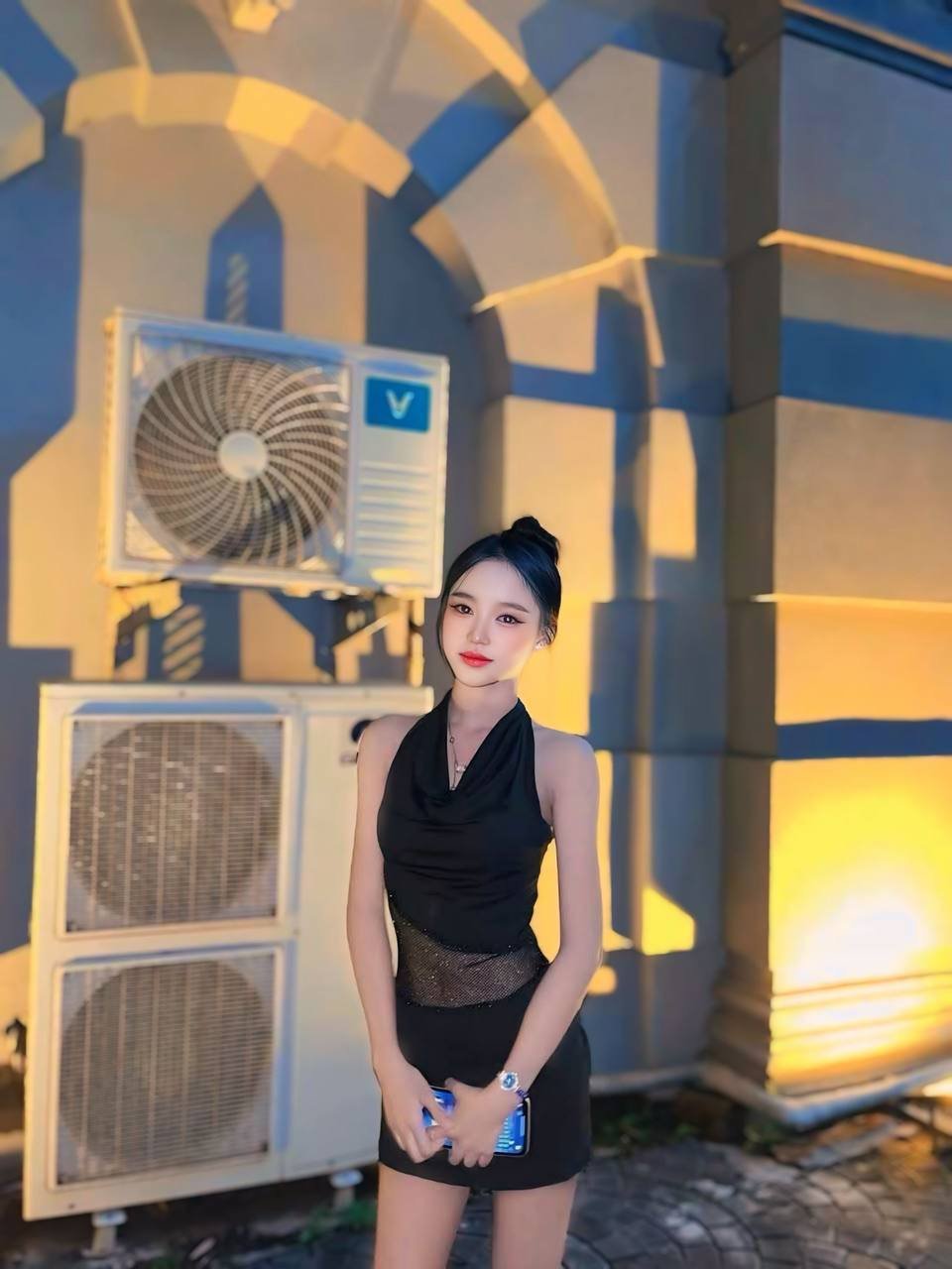 Escort Gallery Image
