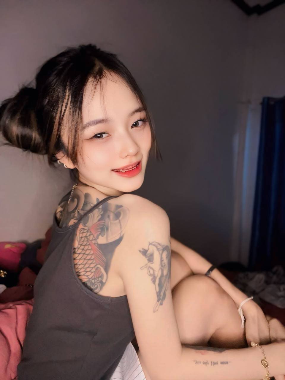 Escort Gallery Image