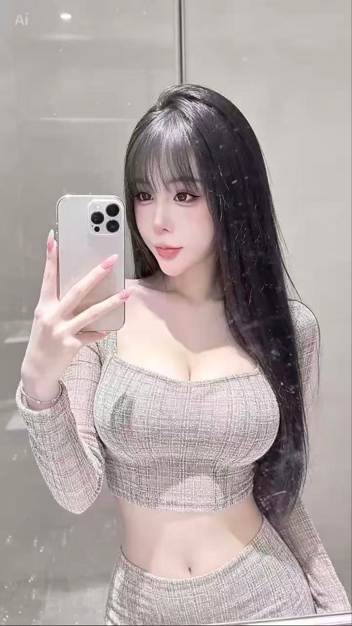Escort Gallery Image